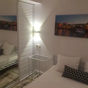  Guest house Turisticas Las Brisas